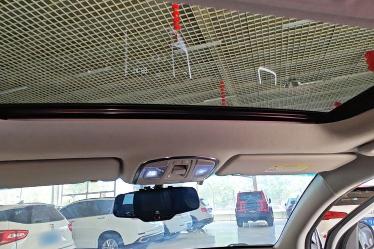 Used Hyundai Tucson 2015 1.6T Dual-Clutch Two-Wheel-Drive Smart Model Headliner