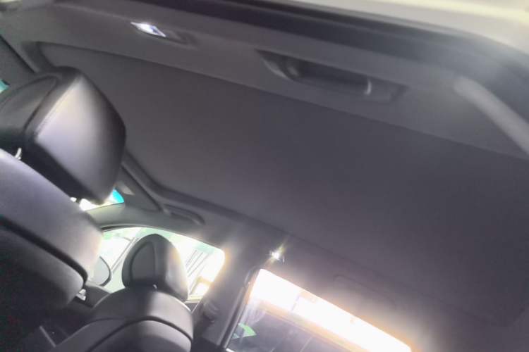 Used Hyundai Tucson 2015 1.6T Dual-Clutch Two-Wheel-Drive Leading Model Headliner