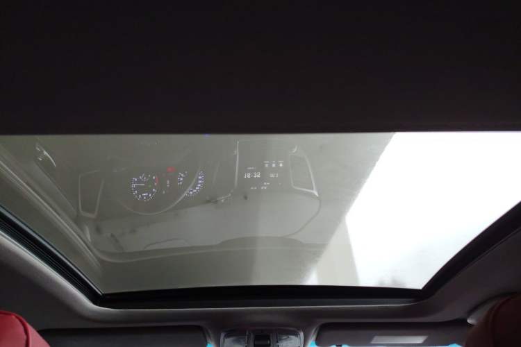 Used Hyundai Tucson 2015 1.6T Dual-Clutch Two-Wheel-Drive Leading Model Headliner