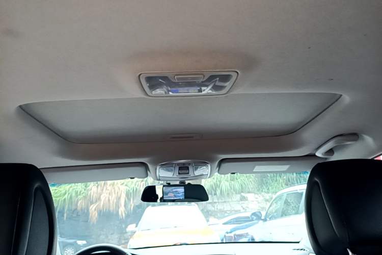 Used Hyundai Tucson 2015 2.0L Automatic Two-Wheel Drive Smart Version Headliner