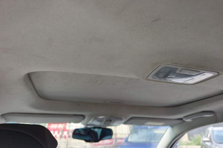 Used Hyundai Tucson 2015 1.6T Dual-Clutch Two-Wheel-Drive Smart Model Headliner
