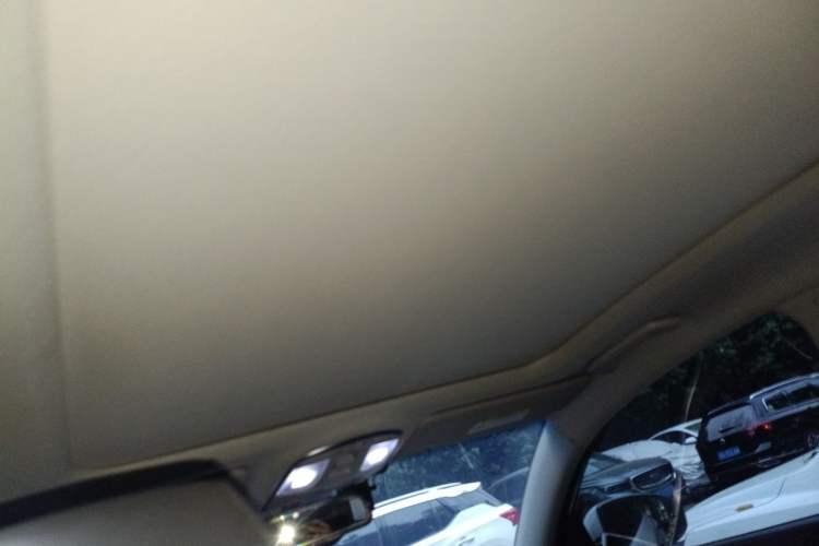 Used Hyundai Tucson 2015 1.6T Dual-Clutch Four-Wheel Drive Flagship Model Headliner