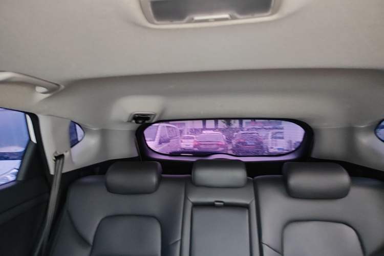 Used Hyundai Tucson 2015 1.6T Dual-Clutch Two-Wheel-Drive Smart Model Headliner