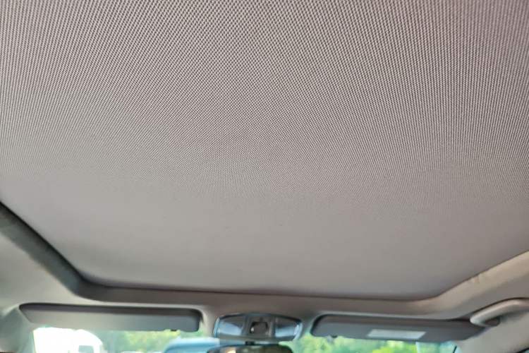 Used Hyundai Tucson 2015 1.6T Dual-Clutch Two-Wheel-Drive Smart Model Headliner