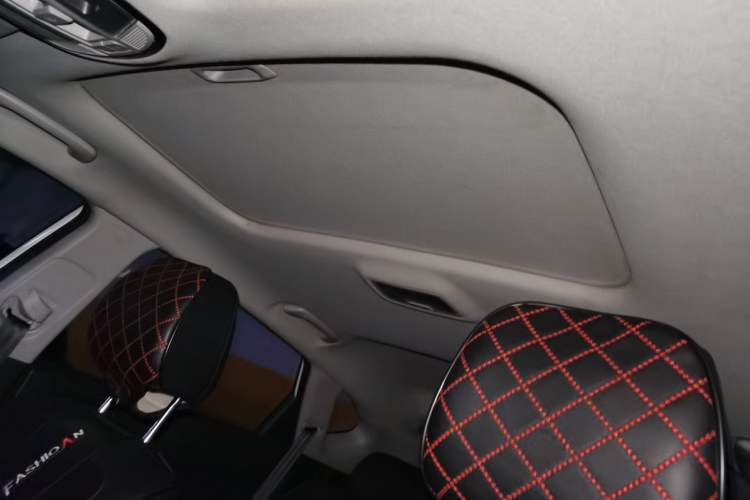 Used Hyundai Tucson 2015 1.6T Dual-Clutch Two-Wheel-Drive Smart Model Headliner
