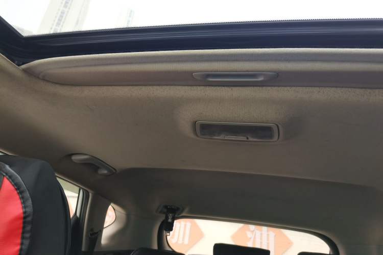 Used Hyundai Tucson 2015 1.6T Dual-Clutch Two-Wheel-Drive Smart Model Headliner