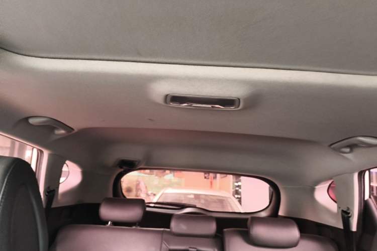 Used Hyundai Tucson 2015 1.6T Dual-Clutch Two-Wheel-Drive Smart Model Headliner