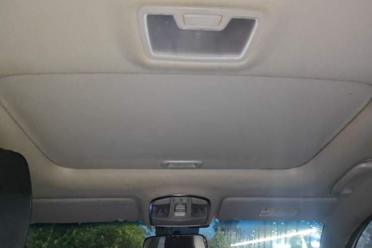 Used Hyundai Tucson 2015 1.6T Dual-Clutch Two-Wheel-Drive Smart Model Headliner