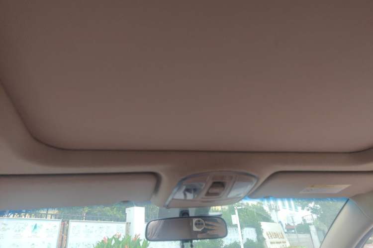 Used Hyundai Tucson 2015 1.6T Dual-Clutch Two-Wheel-Drive Smart Model Headliner