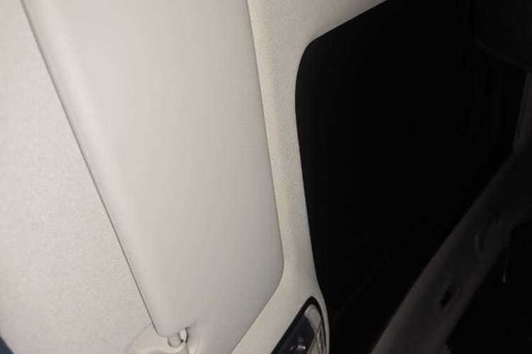 Used Hyundai Tucson 2015 1.6T Dual-Clutch Two-Wheel-Drive Smart Model Headliner