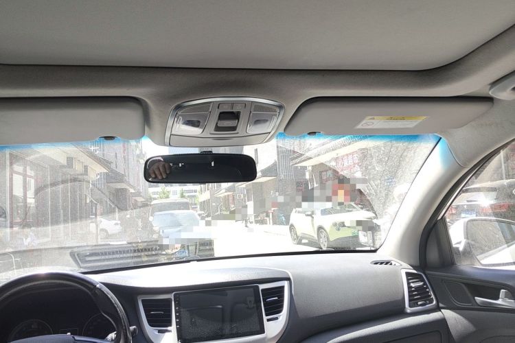 Used Hyundai Tucson 2015 2.0L Automatic Two-Wheel Drive Smart Version Headliner
