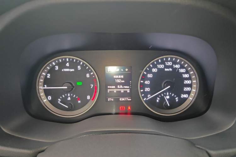 Used Hyundai Tucson 2015 1.6T Dual-Clutch Two-Wheel-Drive Smart Model Instrument Cluster