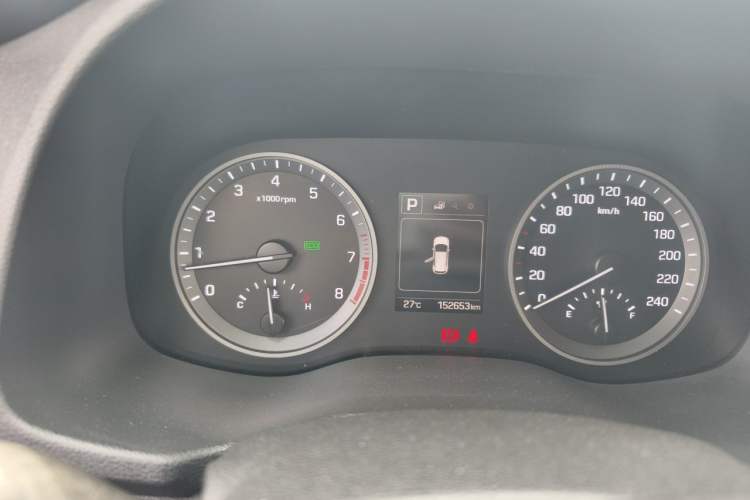 Used Hyundai Tucson 2015 1.6T Dual-Clutch Two-Wheel-Drive Smart Model Instrument Cluster