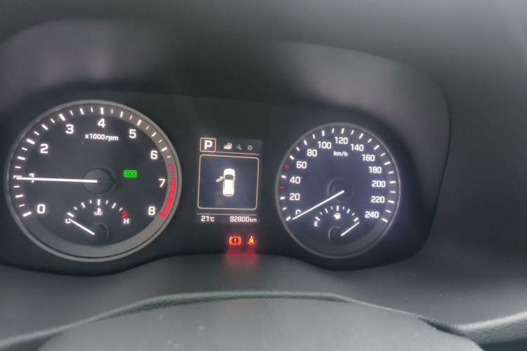 Used Hyundai Tucson 2015 1.6T Dual-Clutch Two-Wheel-Drive Smart Model Instrument Cluster