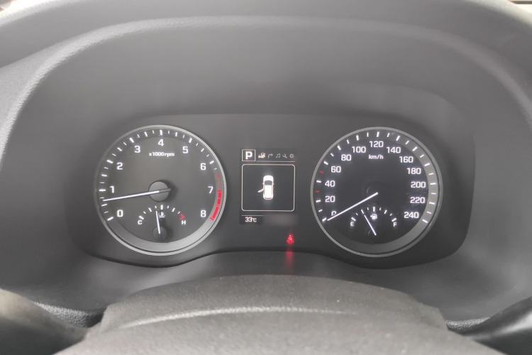 Used Hyundai Tucson 2015 1.6T Dual-Clutch Two-Wheel-Drive Smart Model Instrument Cluster