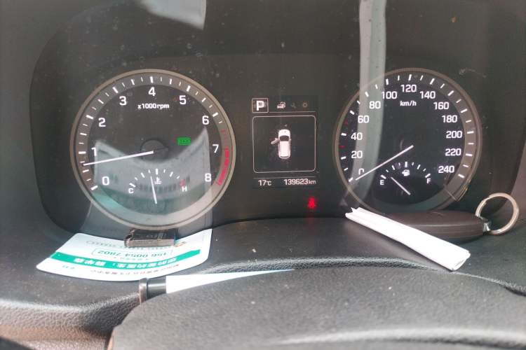 Used Hyundai Tucson 2015 1.6T Dual-Clutch Two-Wheel-Drive Smart Model Instrument Cluster