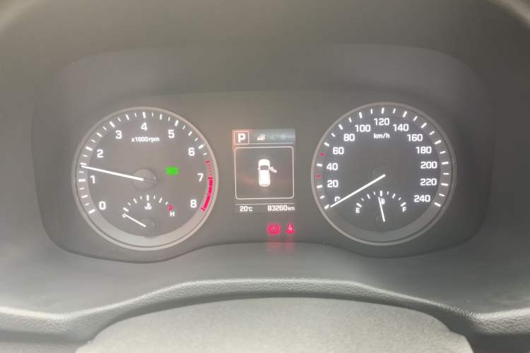 Used Hyundai Tucson 2015 1.6T Dual-Clutch Two-Wheel-Drive Smart Model Instrument Cluster