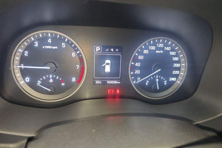 Used Hyundai Tucson 2015 2.0L Automatic Two-Wheel Drive Smart Version Instrument Cluster
