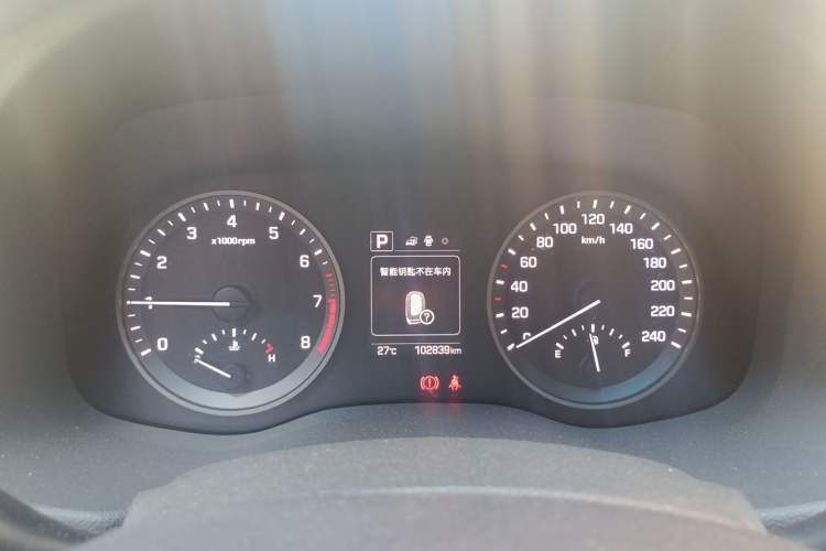 Used Hyundai Tucson 2015 1.6T Dual-Clutch Two-Wheel-Drive Smart Model Instrument Cluster