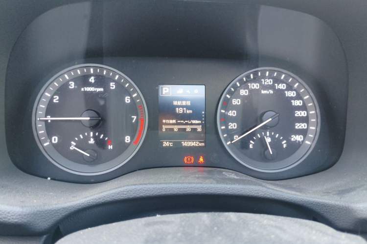 Used Hyundai Tucson 2015 1.6T Dual-Clutch Two-Wheel-Drive Smart Model Instrument Cluster