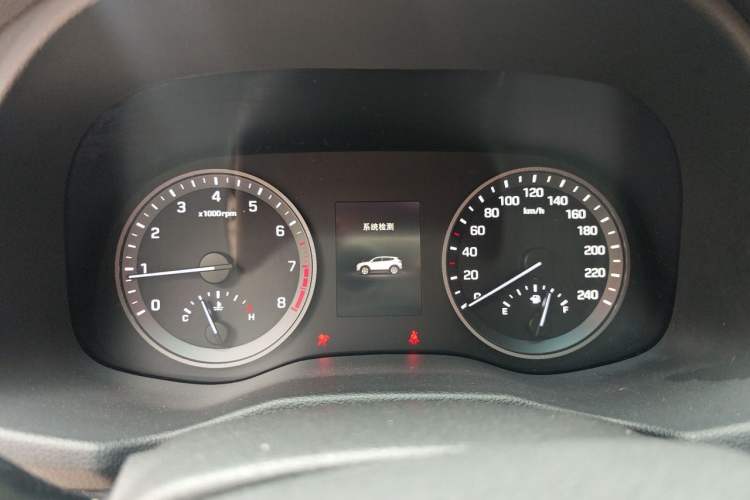 Used Hyundai Tucson 2015 1.6T Dual-Clutch Two-Wheel-Drive Smart Model Instrument Cluster