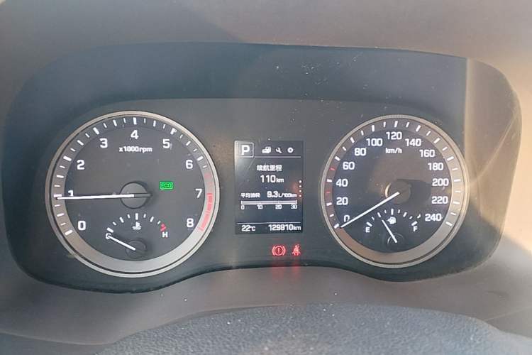 Used Hyundai Tucson 2015 1.6T Dual-Clutch Two-Wheel-Drive Smart Model Instrument Cluster