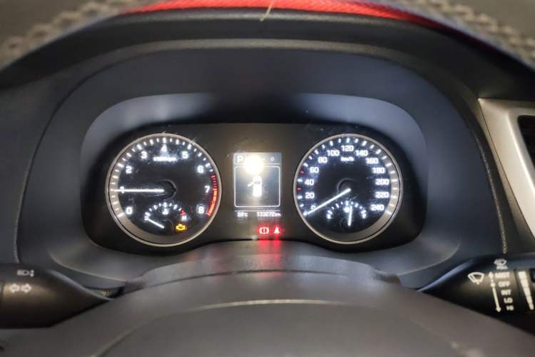 Used Hyundai Tucson 2015 1.6T Dual-Clutch Two-Wheel-Drive Smart Model Instrument Cluster