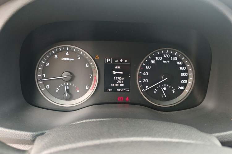 Used Hyundai Tucson 2015 1.6T Dual-Clutch Two-Wheel-Drive Smart Model Instrument Cluster