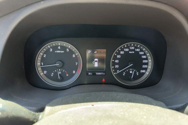 Used Hyundai Tucson 2015 1.6T Dual-Clutch Two-Wheel-Drive Smart Model Instrument Cluster