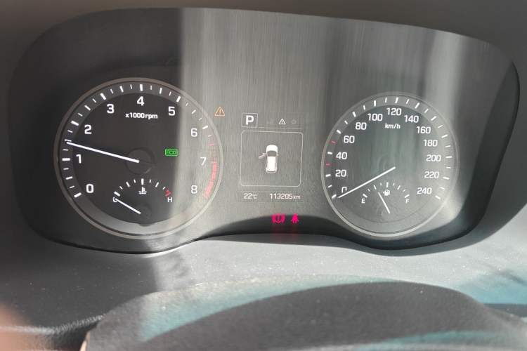 Used Hyundai Tucson 2015 1.6T Dual-Clutch Two-Wheel-Drive Smart Model Instrument Cluster