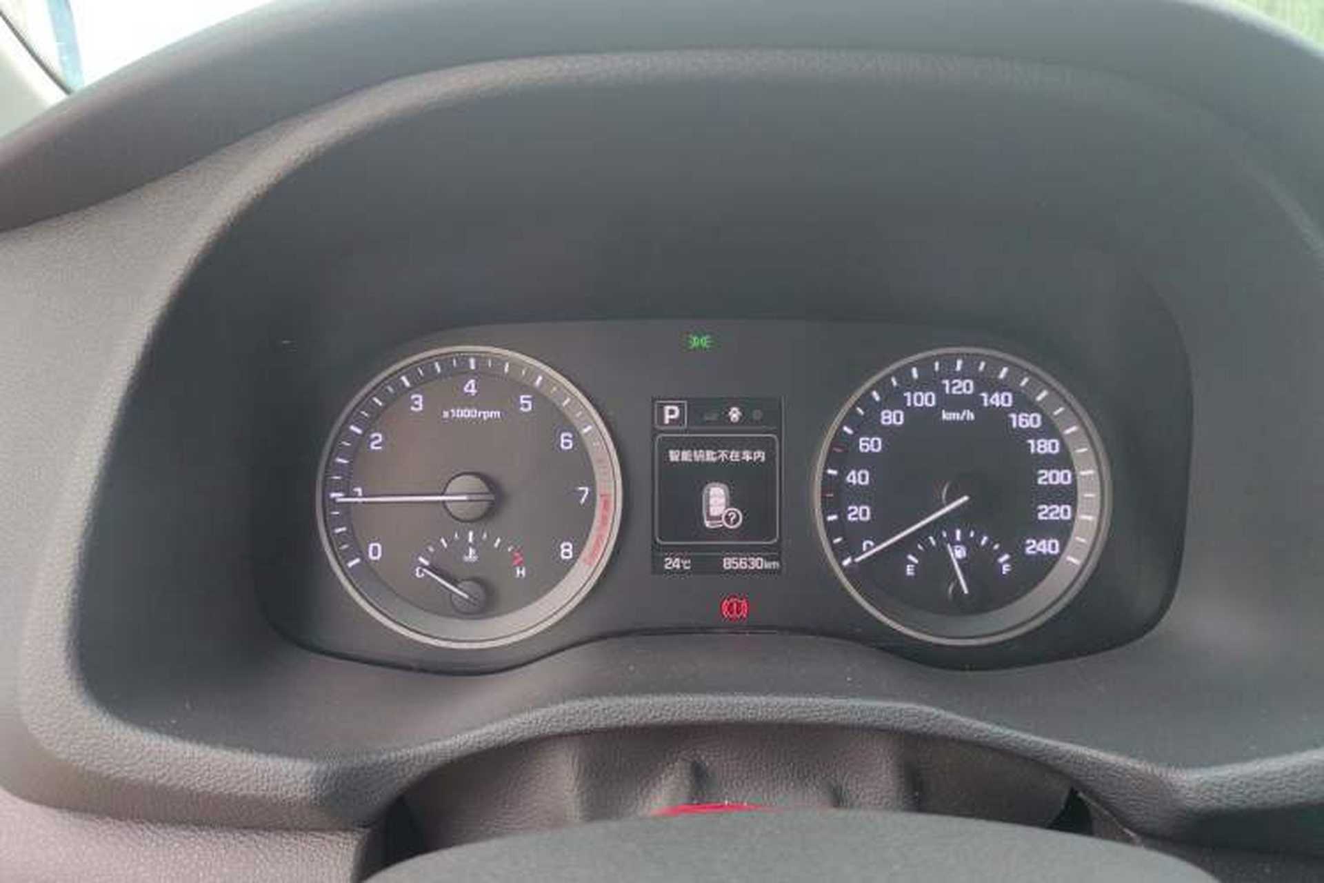 Used Hyundai Tucson 2015 1.6T Dual-Clutch Two-Wheel-Drive Smart Model Instrument Cluster