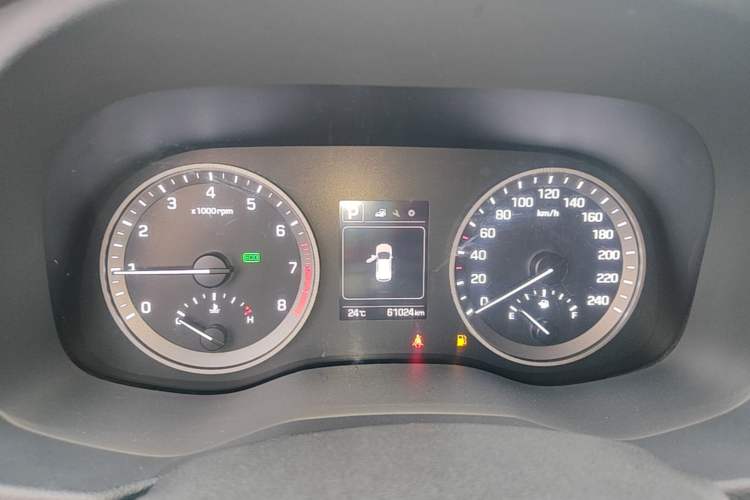 Used Hyundai Tucson 2015 1.6T Dual-Clutch Two-Wheel-Drive Smart Model Instrument Cluster