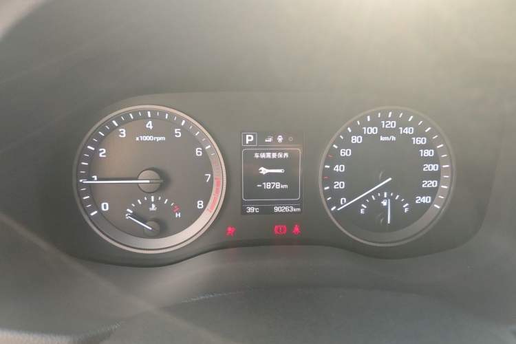 Used Hyundai Tucson 2015 1.6T Dual-Clutch Two-Wheel-Drive Smart Model Instrument Cluster