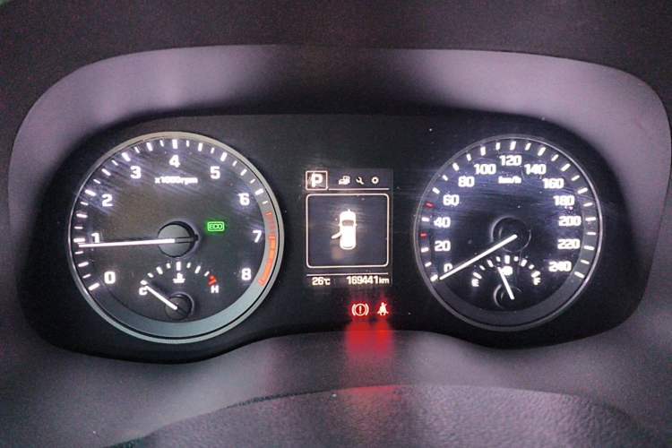 Used Hyundai Tucson 2015 1.6T Dual-Clutch Two-Wheel-Drive Smart Model Instrument Cluster