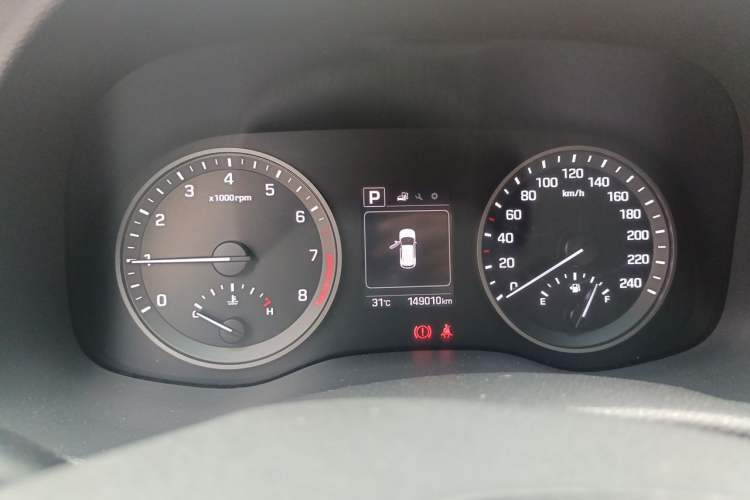 Used Hyundai Tucson 2015 1.6T Dual-Clutch Two-Wheel-Drive Smart Model Instrument Cluster
