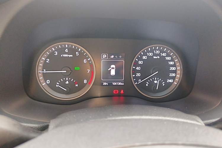Used Hyundai Tucson 2015 1.6T Dual-Clutch Two-Wheel-Drive Smart Model Instrument Cluster