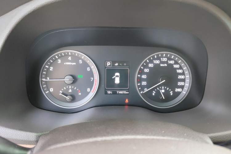 Used Hyundai Tucson 2015 1.6T Dual-Clutch Two-Wheel-Drive Smart Model Instrument Cluster