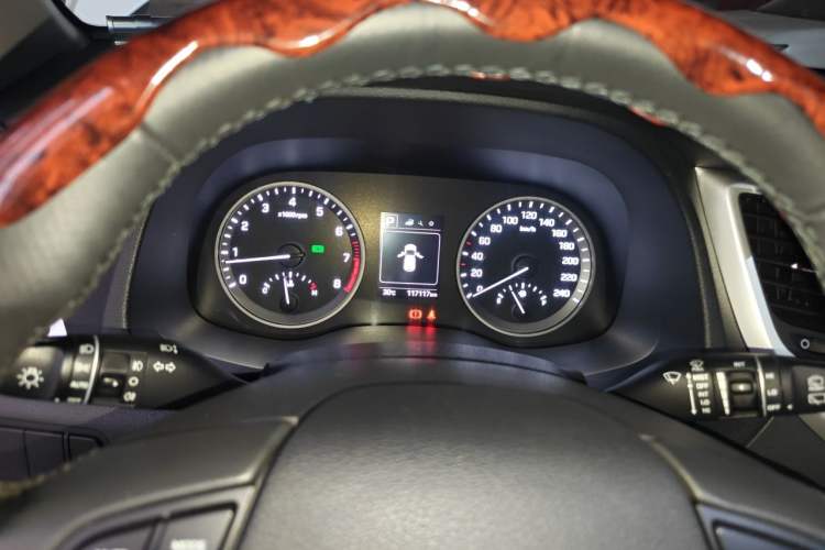 Used Hyundai Tucson 2015 1.6T Dual-Clutch Two-Wheel-Drive Smart Model Instrument Cluster