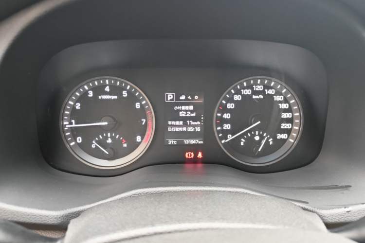 Used Hyundai Tucson 2015 1.6T Dual-Clutch Two-Wheel-Drive Smart Model Instrument Cluster