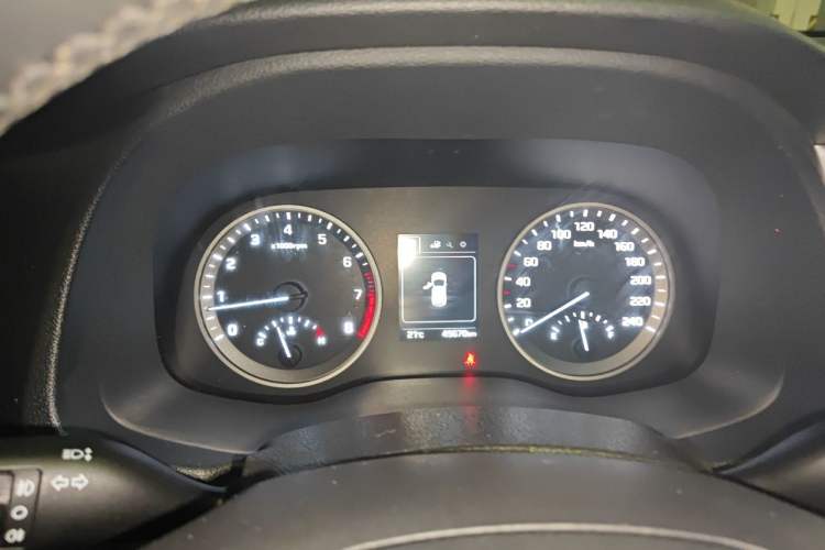 Used Hyundai Tucson 2015 1.6T Dual-Clutch Two-Wheel-Drive Smart Model Instrument Cluster