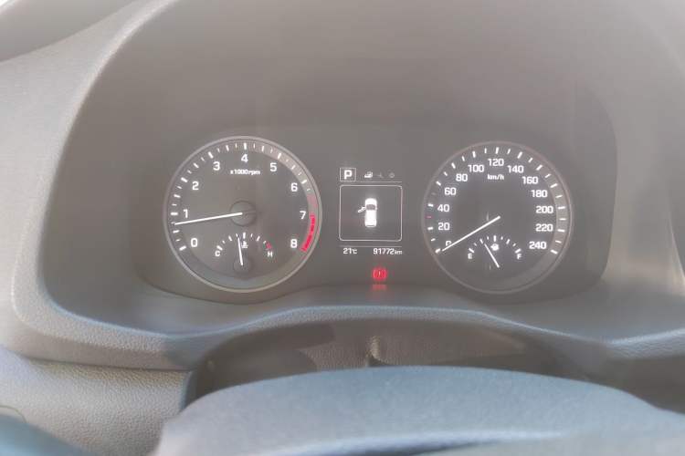 Used Hyundai Tucson 2015 1.6T Dual-Clutch Two-Wheel-Drive Smart Model Instrument Cluster