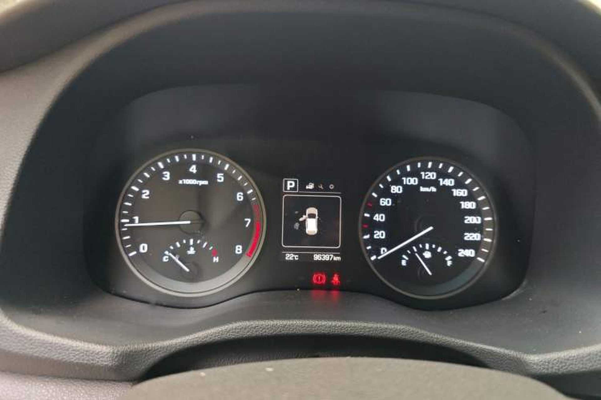 Used Hyundai Tucson 2015 1.6T Dual-Clutch Two-Wheel-Drive Smart Model Instrument Cluster
