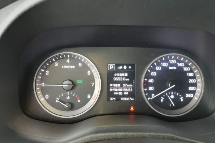 Used Hyundai Tucson 2015 1.6T Dual-Clutch Two-Wheel-Drive Smart Model Instrument Cluster