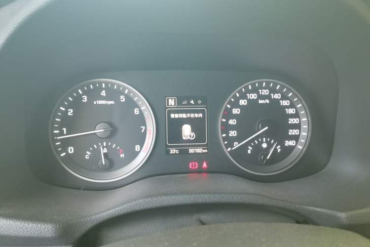 Used Hyundai Tucson 2015 1.6T Dual-Clutch Two-Wheel-Drive Smart Model Instrument Cluster