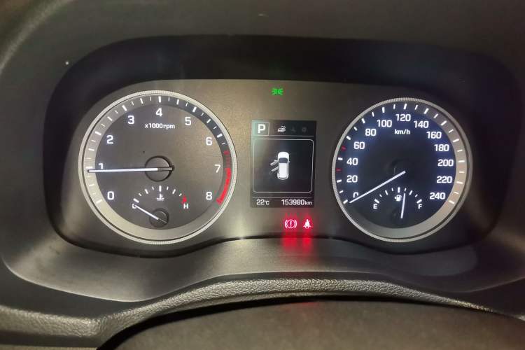 Used Hyundai Tucson 2015 1.6T Dual-Clutch Two-Wheel-Drive Smart Model Instrument Cluster