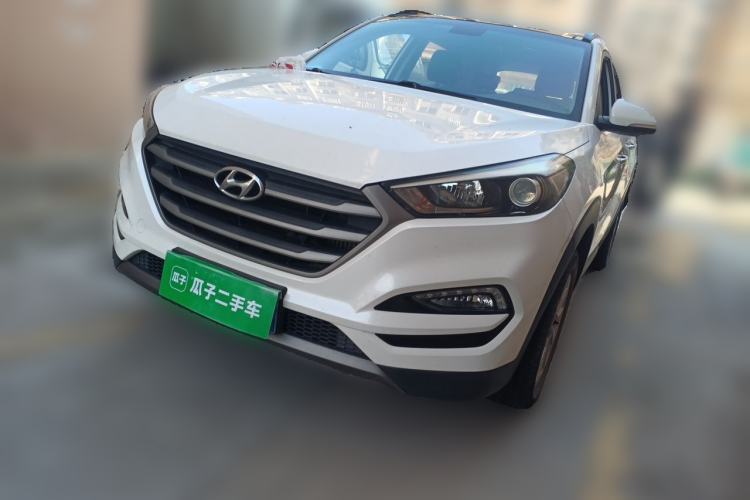 Ojetý Hyundai Tucson 2015 1.6T Dual-Clutch Two-Wheel-Drive Smart Model Guazi used car, China used car export, Used car for sale, Used  cars, Cheapest cars for sale