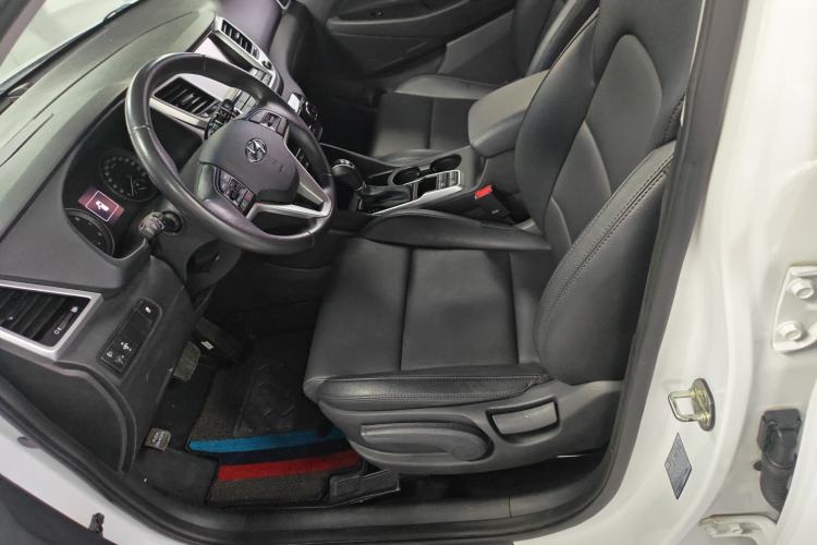 Used Hyundai Tucson 2015 1.6T Dual-Clutch Two-Wheel-Drive Smart Model Left Front Seat