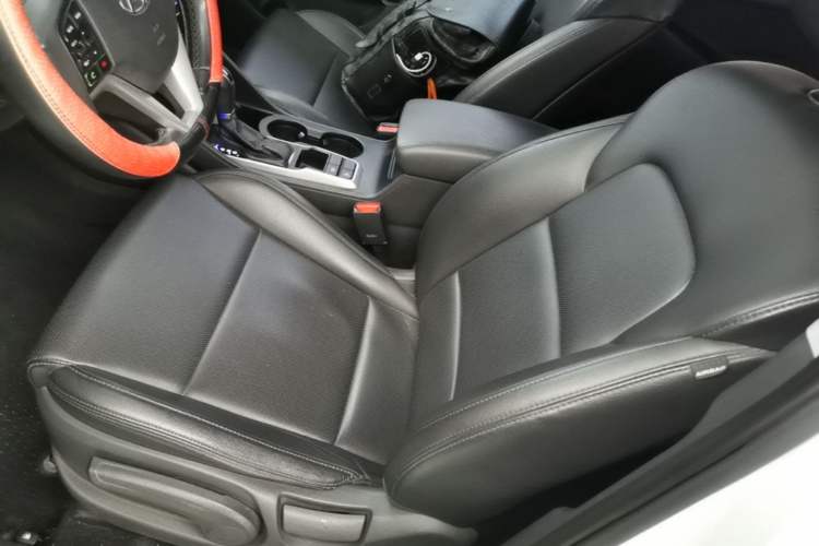 Used Hyundai Tucson 2015 1.6T Dual-Clutch Two-Wheel-Drive Smart Model Left Front Seat