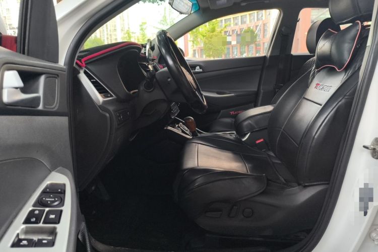 Used Hyundai Tucson 2015 1.6T Dual-Clutch Two-Wheel-Drive Smart Model Left Front Seat