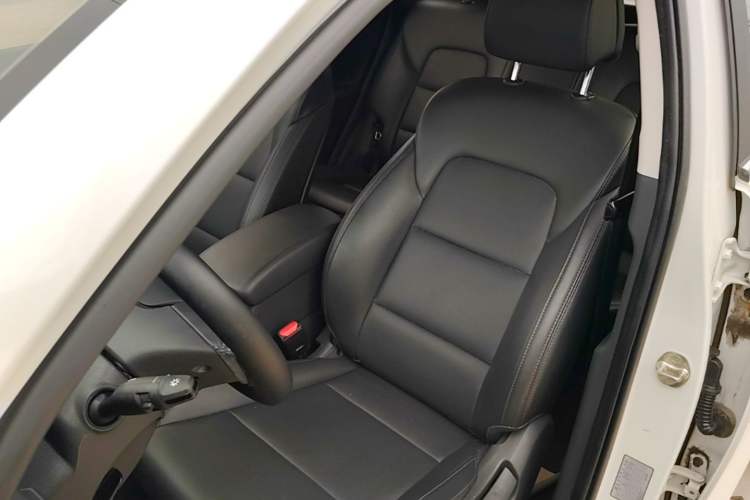 Used Hyundai Tucson 2015 1.6T Dual-Clutch Two-Wheel-Drive Smart Model Left Front Seat